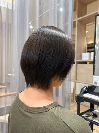 カラー 萩原 藍のヘアスタイル
