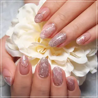 ネイル 山田 麻衣のネイルデザイン