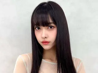 ロング ✨艶カラーと縮毛矯正 🦖しんのすけ🦖のヘアスタイル