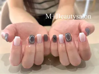 ネイル M+  Beauty Salonのネイルデザイン