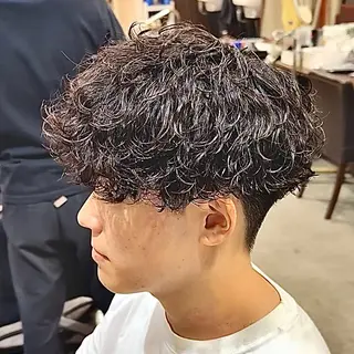 パーマ メンズ メンズ特化|パーマ| ハイライト|RYUのヘアスタイル