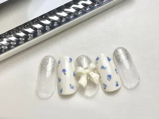 ミディアム アリアグレイス ネイルサロンのネイルデザイン