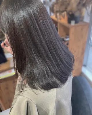 セミロング roka ノゾミのヘアスタイル