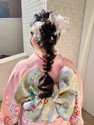 ヘアアレンジ 透けるベージュ/ 艶カラー♡のヘアスタイル