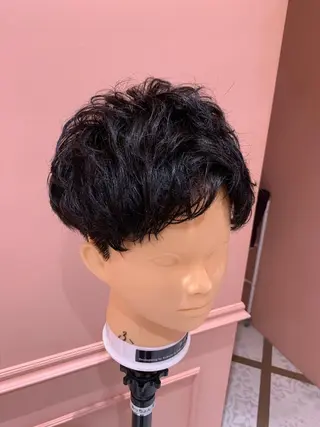 メンズ u n aのヘアスタイル