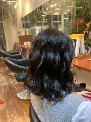 ミディアム カラー DOG MANIA PiNCH所属・大人女性スタイル マルイチのヘアスタイル