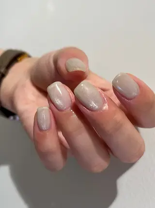 ネイル mano+所属・砂田 はるかのネイルデザイン