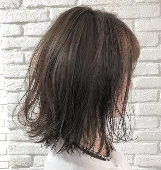 ミディアム カラー パーマ ヘアアレンジ ネイル マツエク・マツパ レイヤー＆カラー 人気美容師倉崎涼のヘアスタイル