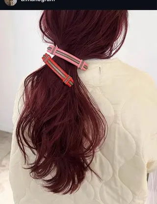 カラー nolla所属・yoshihama sumireのヘアスタイル