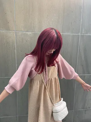 セミロング karin ボブハイトーンのヘアスタイル