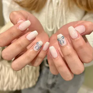 ネイル ⠀ loggy.のネイルデザイン