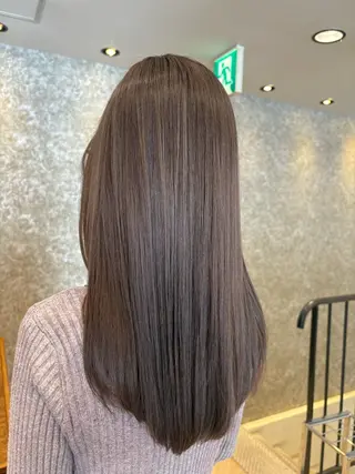 ロング カラー アベ ミスズのヘアスタイル