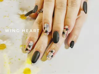 ミディアム ネイル H NANAのネイルデザイン