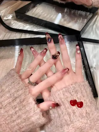 ネイル 山田 由奈のネイルデザイン