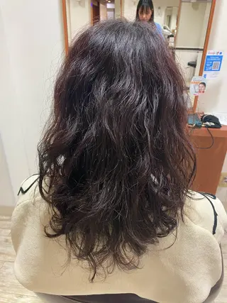 ミディアム 山本 彩加のヘアスタイル