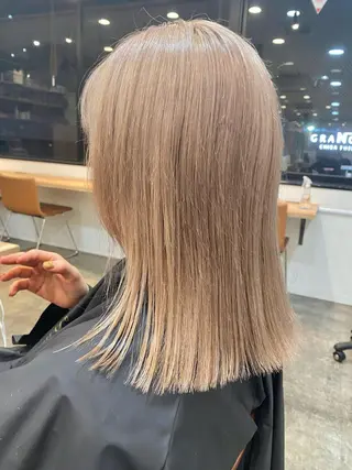 ミディアム カラー 聖斗 /ハイトーン/パーマのヘアスタイル