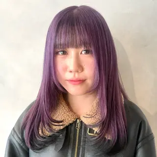 セミロング カラー デザインカラー/パー マ🦖外岡咲希🦖のヘアスタイル