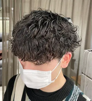 パーマ メンズ メンズスタイリスト✨ 助川龍哉のヘアスタイル