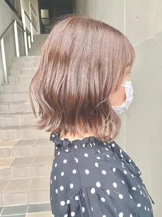 ミディアム カラー エクステ／インナー カラー 礒野朱里のヘアスタイル