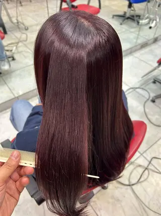 ロング カラー OSHARE DOROBO bis所属・槇野 彪海のヘアスタイル