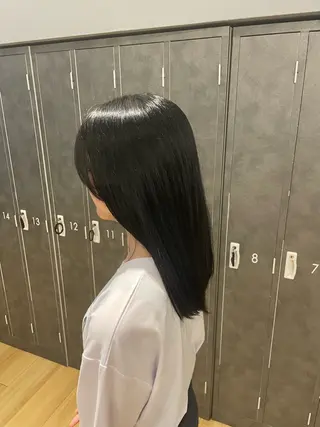 ロング カラー GIEN NU茶屋町+所属・荒金 昴のヘアスタイル