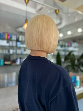 ショート カラー 🌼金髪ボブ/ハイト ーン特化 もえぴ🌼のヘアスタイル