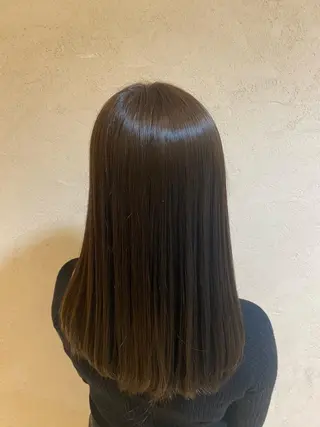 セミロング カラー 竹添 有梨沙のヘアスタイル