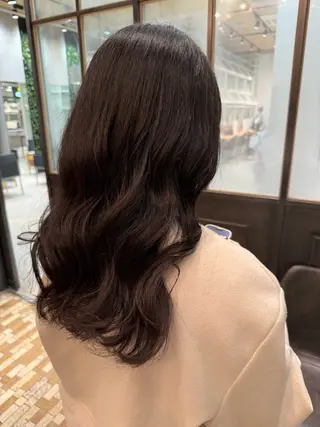セミロング カラー 齊藤 百伽のヘアスタイル