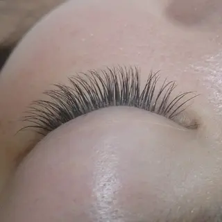 マツエク・マツパ nailatelier nijiiro.所属・nijiiro🌈 サトウのネイルデザイン