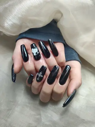 ネイル L. Nailのネイルデザイン