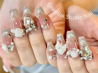 ネイル One plus StudioNailのネイルデザイン