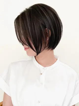 ショート JILBLAN所属・タイチ レイヤー・ショートのヘアスタイル