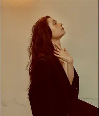 セミロング カラー パーマ ヘアアレンジ ®️レイヤー/透明感 カラー/星野六三四のヘアスタイル