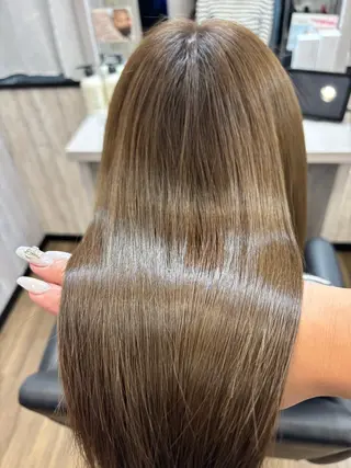 ロング カラー Nexus所属・艶髪ハイトーン特化 / moe 🦋のヘアスタイル