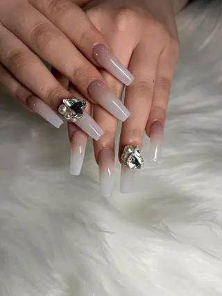 ネイル IROHA Nail 矢掛萌子のネイルデザイン