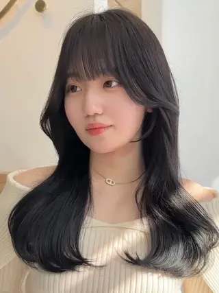 ロング カラー i.Ehime所属・VIEW EHIME 齋藤  あつきのヘアスタイル