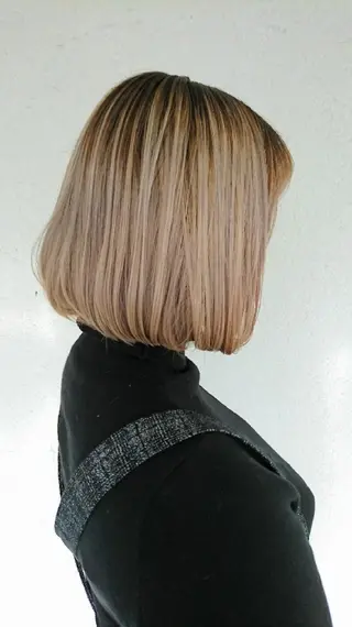 ショート カラー ACROあべの店所属・艶カラー/インナー /グラデ/大西小百合のヘアスタイル