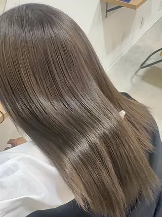 ミディアム 小寺 唯希のヘアスタイル