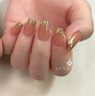 ネイル アトリエ　ミモザ所属・いまむら あかりのネイルデザイン