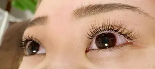 マツエク・マツパ 塩見 渚のマツエク・マツパデザイン