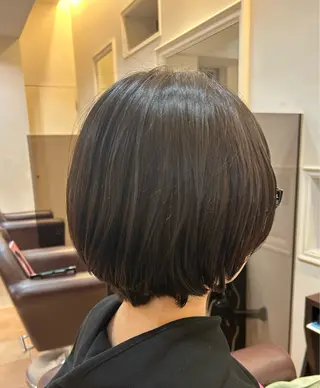 ショート CLALA Abeno所属・河上 玲のヘアスタイル