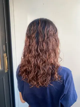 ロング 🖤🌀くるくる パーマ🌀🖤ayaのヘアスタイル
