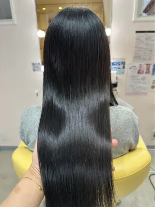 ロング MEZoN【メゾン】所属・MEZoN / marinのヘアスタイル