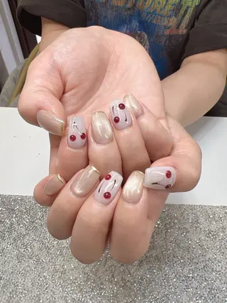 ネイル Guarendo錦糸町店所属・ガレンドウ 白澤 愛子のネイルデザイン