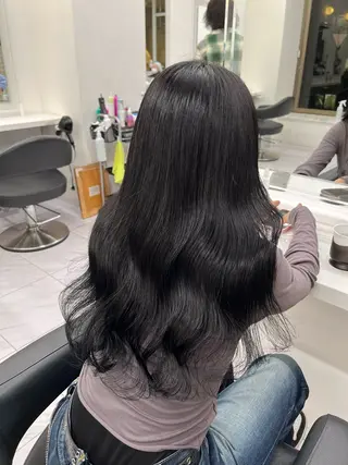 ロング 寒色＆ブリーチ特化 寒色MiOのヘアスタイル