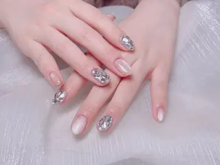 ネイル KARI ネイルサロンのネイルデザイン