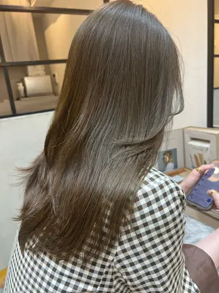 ロング 小山 ヨシタカのヘアスタイル