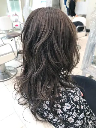 ロング カラー 田中 慎也のヘアスタイル