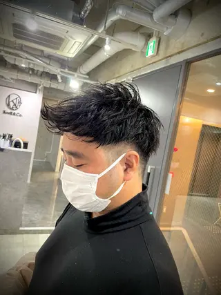 メンズ Kvell&Co.所属・ハイトーン カラーのヘアスタイル