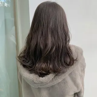 セミロング カラー SALOWIN表参道店所属・マンツーマン×半個室 まちだきょうすけのヘアスタイル